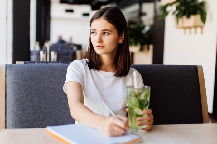 tingkatkan imun dengan infused water